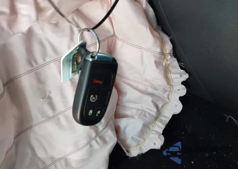 2014 Jeep Cherokee Limited из США, поврежденный, VIN 1C4PJMDS9EW278043